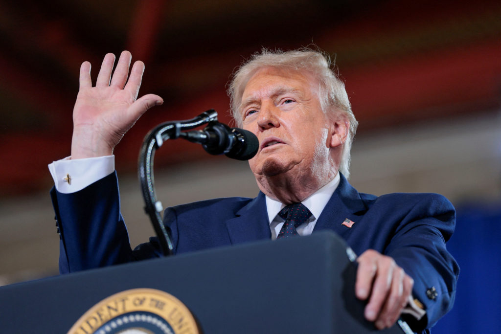 Trump administration proposes non-disclosure agreements for federal  employees to stop leaks | PBS News
