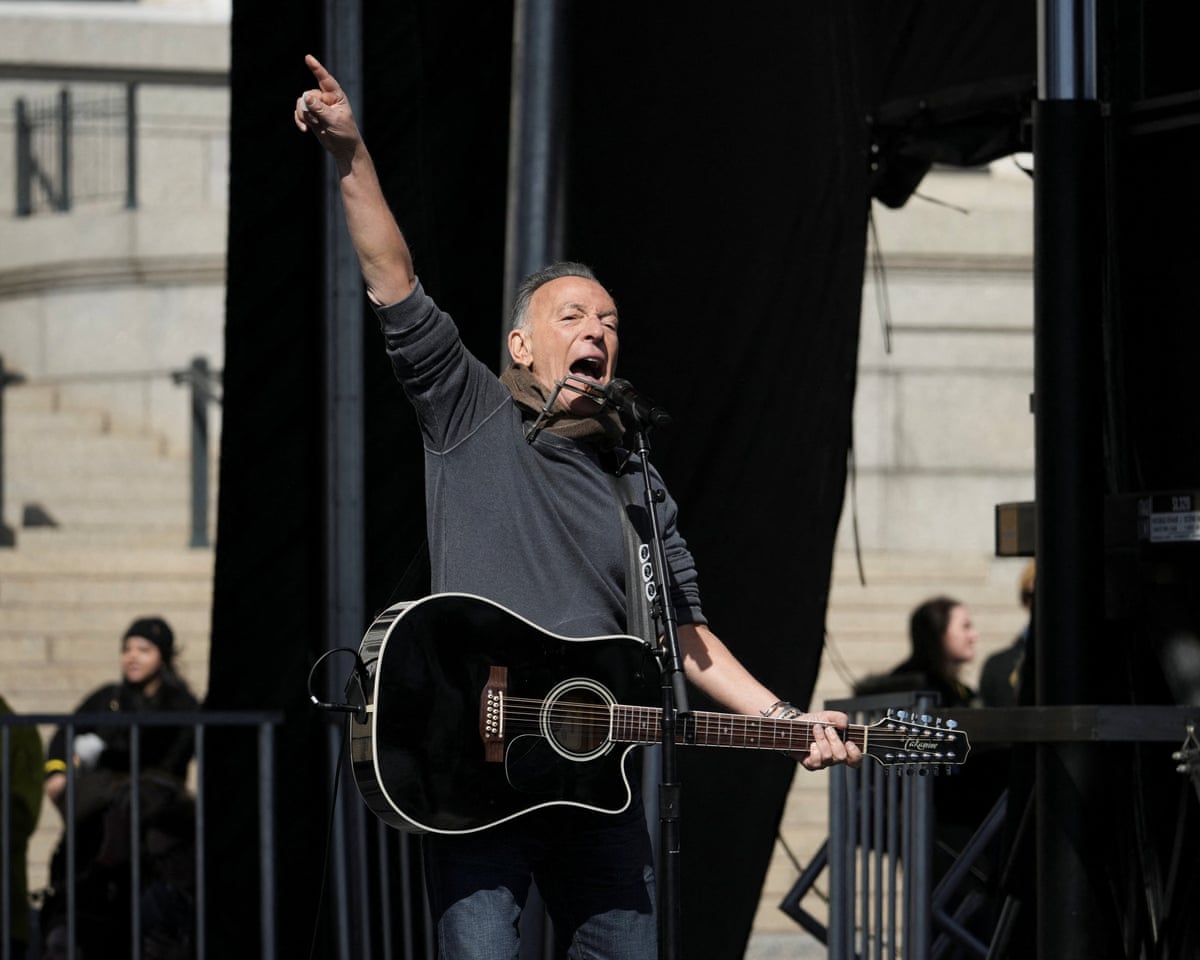 Bruce Springsteen is a model for how celebrities should resist Trump | Steven  Greenhouse | The Guardian