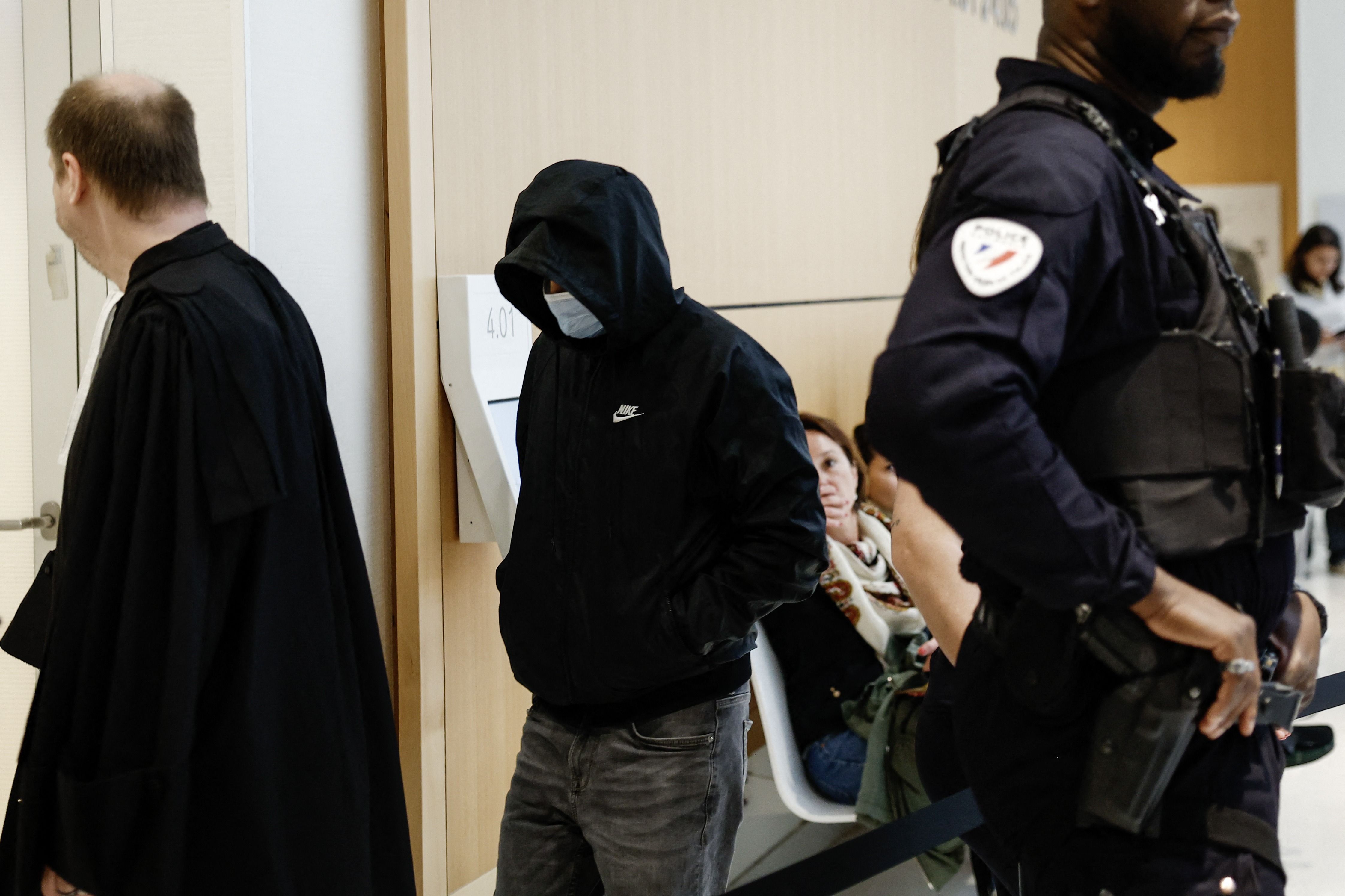 Violences dans le périscolaire : 18 mois de prison avec sursis requis  contre l'animateur soupçonné d'agressions sexuelles et de harcèlement sur  plusieurs élèves