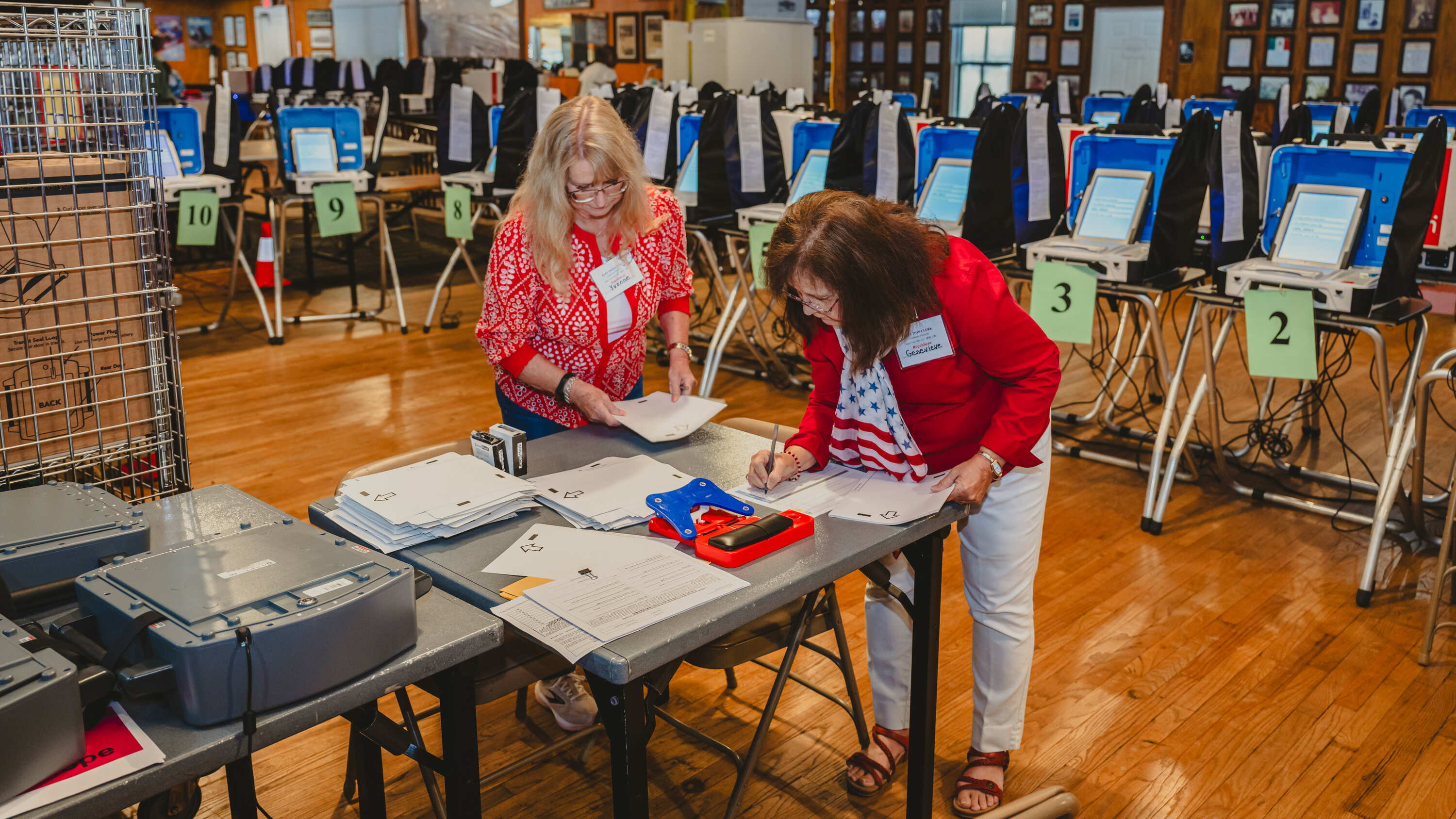 Texans Head to the Polls, Again - The New York Times