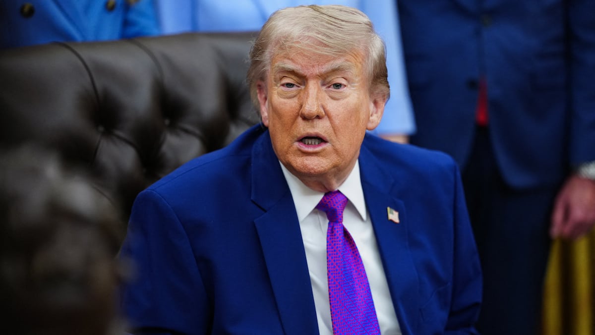 Japon: pétition contre les publications «manga» de Trump | JDQ