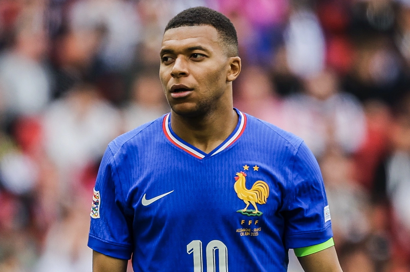 PSG : Rafael van der Vaart tacle les détracteurs de Mbappé !