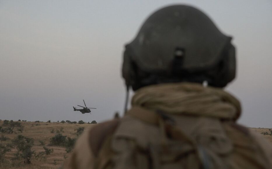 Un militaire français de 21 ans meurt accidentellement en opération au Liban,  « atteint par un tir » - Le Parisien
