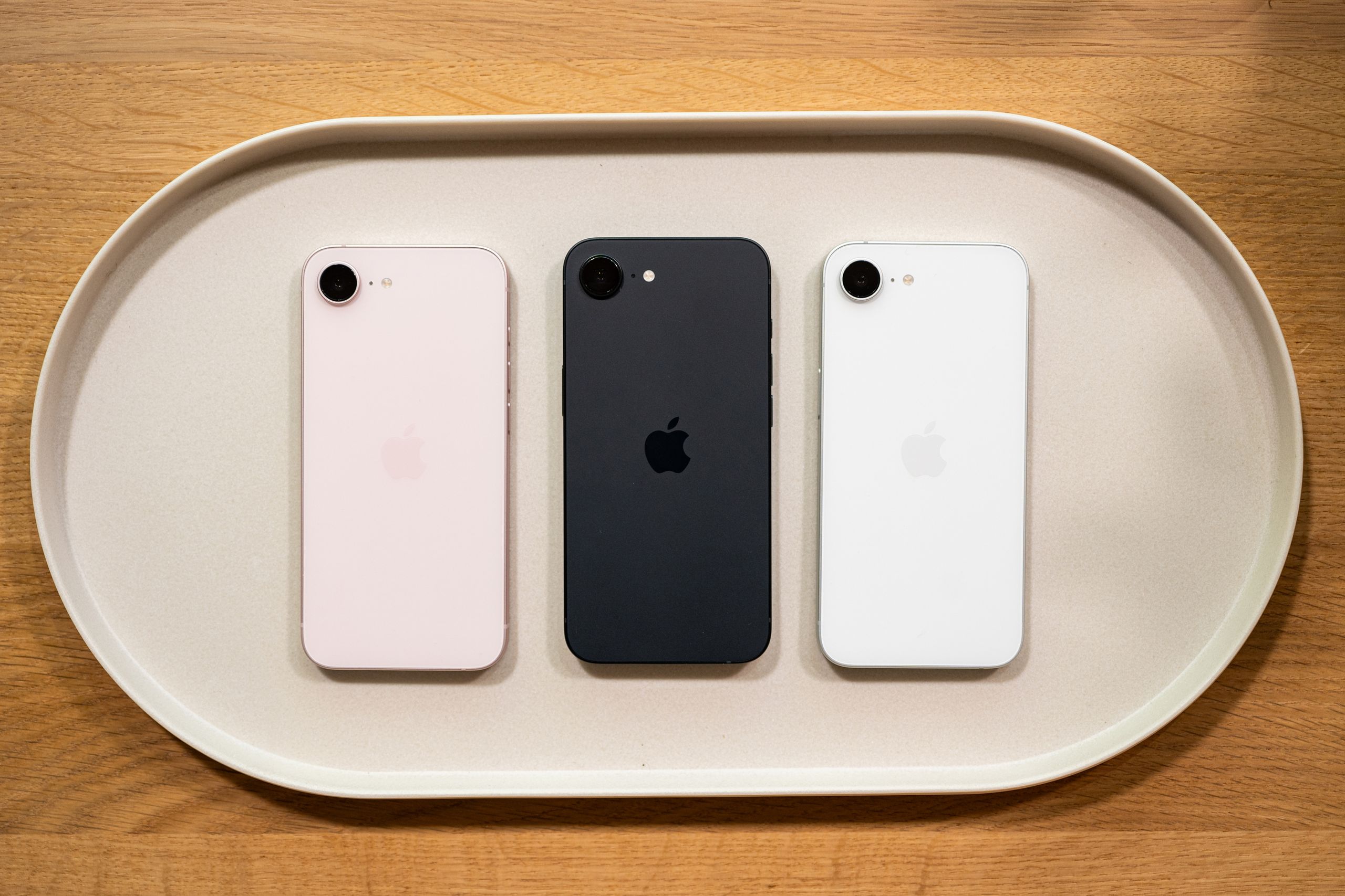 Apple iPhone 17e Review: MagSafe Makes a Difference | WIRED