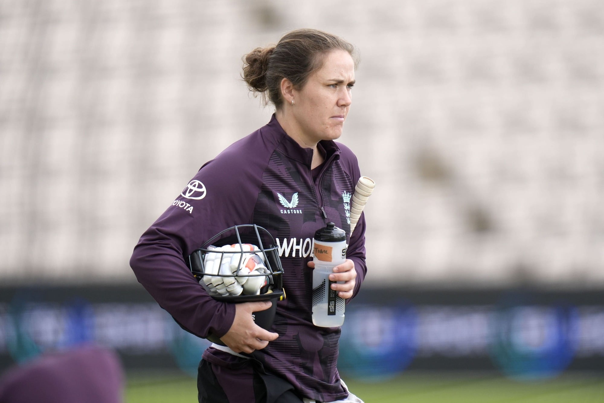 Nat Sciver-Brunt gives England major injury problem ahead of home T20 World  Cup | Belfast Telegraph