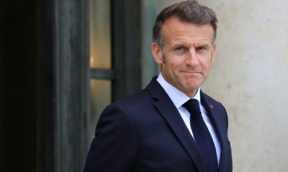 L'affaire Lyhanna : Macron admet des "dysfonctionnements" mais refuse  d'agir dans la précipitation - Le Singulier