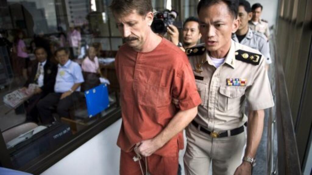 Le célèbre trafiquant d'armes russe Viktor Bout va être extradé vers les  États-Unis - France 24