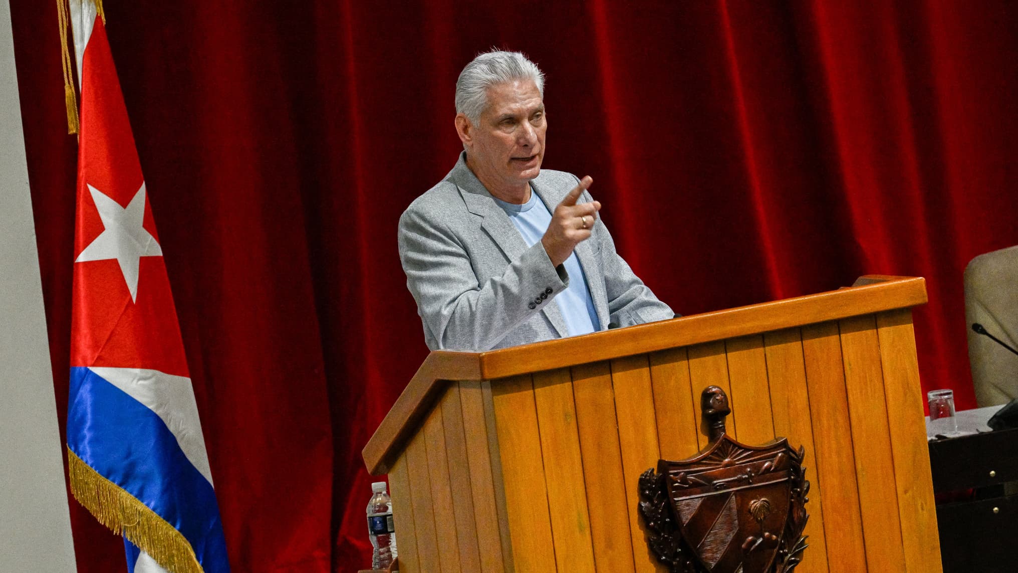 Cuba met en garde contre le "bain de sang" en cas d'attaque des États-Unis  sur son sol