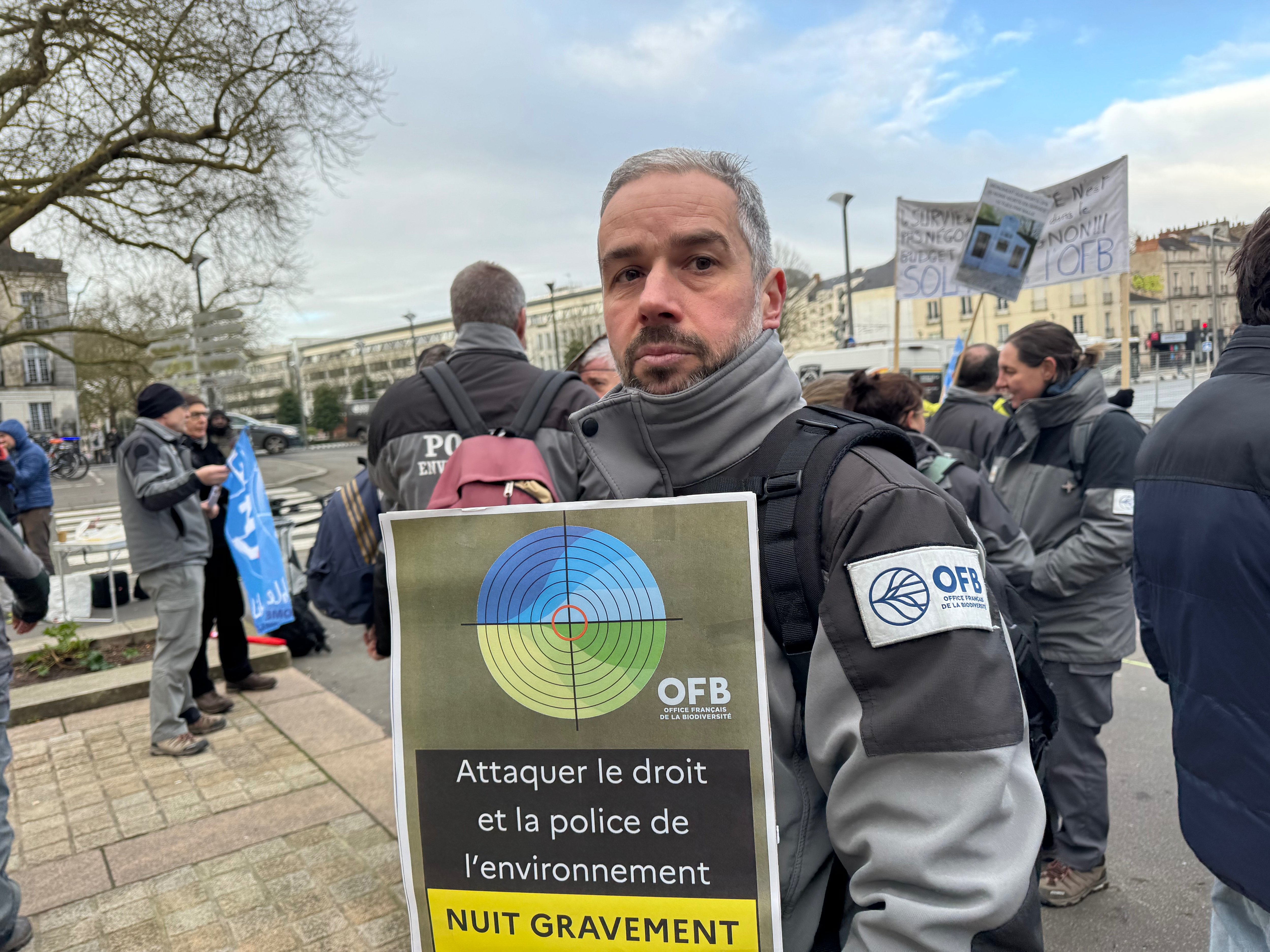 On nous jette en pâture » : l'immense malaise des agents de l'Office  français de la biodiversité, en grève - Le Parisien
