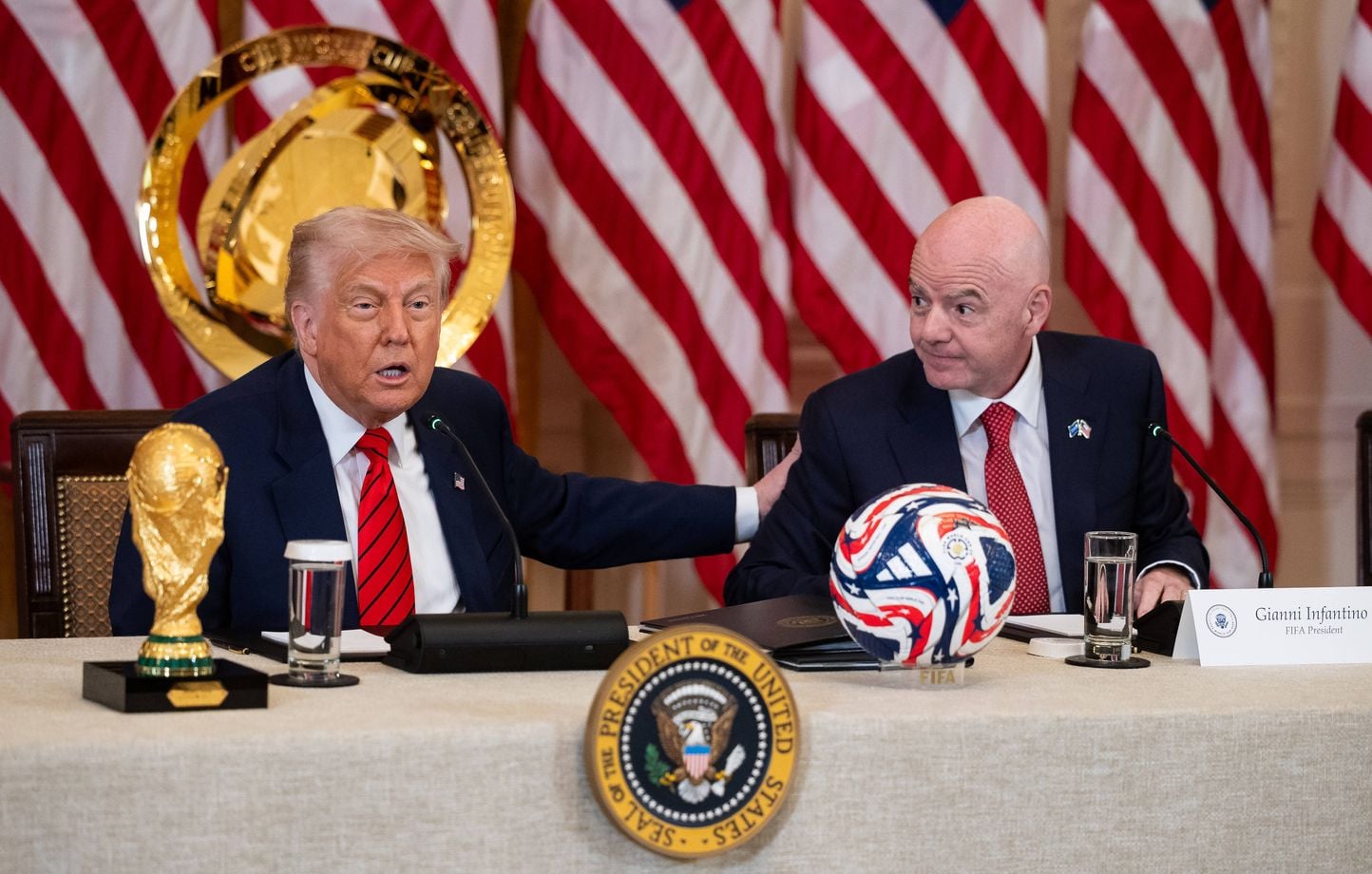 Coupe du monde 2026 : Trump promet une expérience « sans accroc » aux fans  étrangers