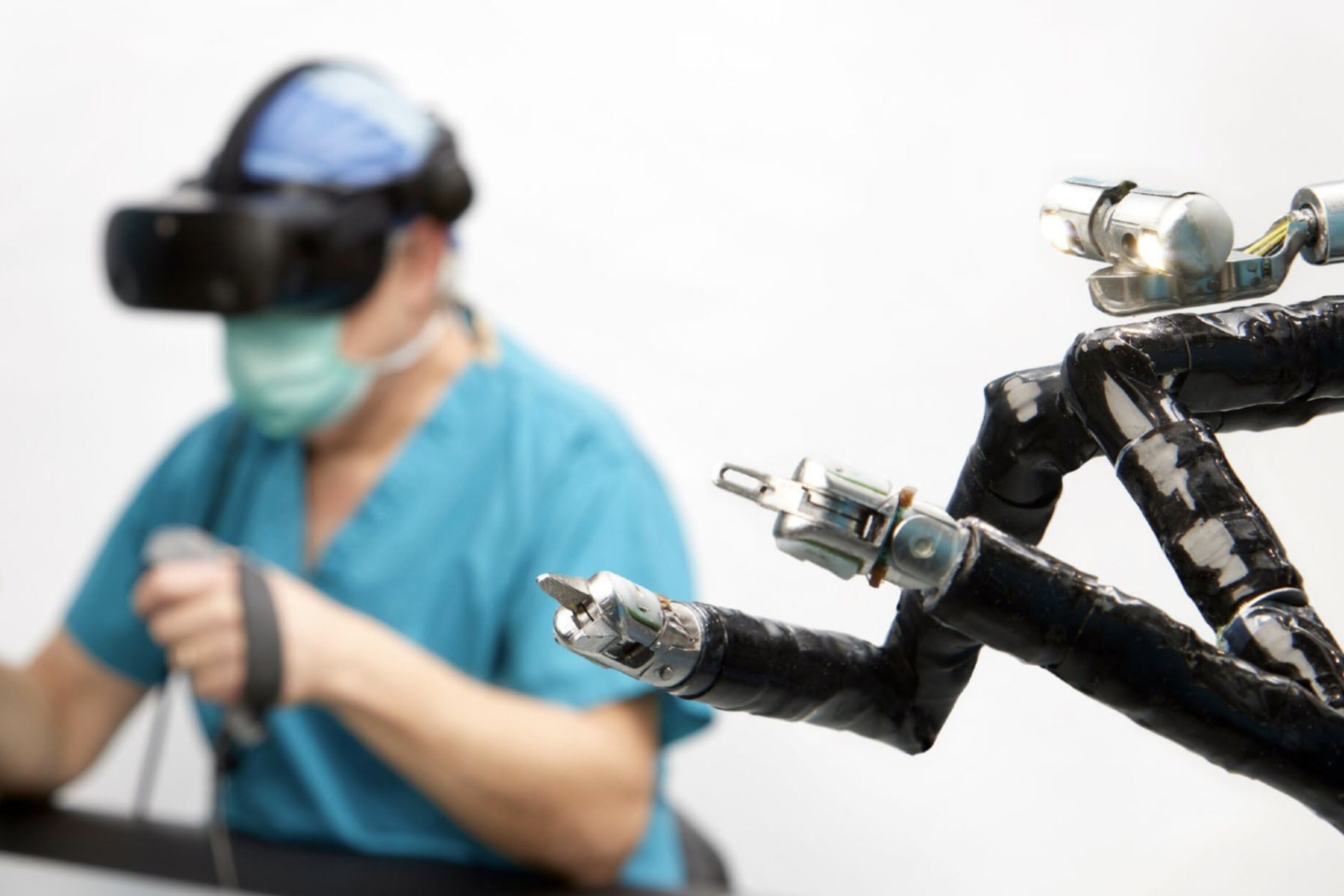 Vicarious Surgical, spécialisé dans la téléchirurgie en réalité virtuelle,  reçoit 425 millions de dollars