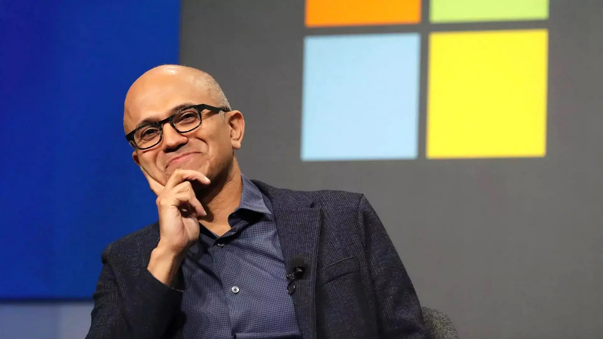 15 000 licenciements et bénéfices records : le PDG de Microsoft sort du  silence, quitte à choquer