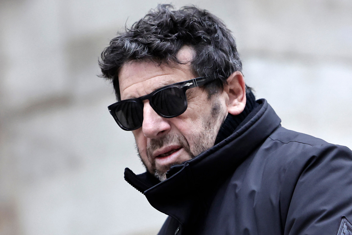 Affaire Patrick Bruel : la garde à vue du chanteur, accusé de viols et agressions  sexuelles, prolongée de 24 heures
