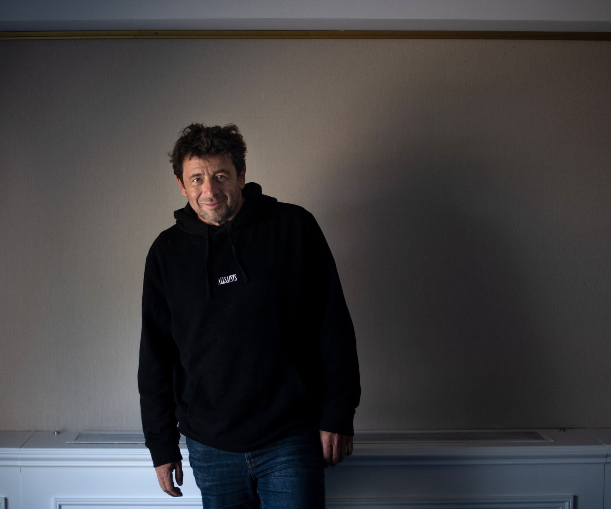 Patrick Bruel devant un juge : incarcération, liberté ou contrôle judiciaire…  Quels sont les scénarios possibles ?