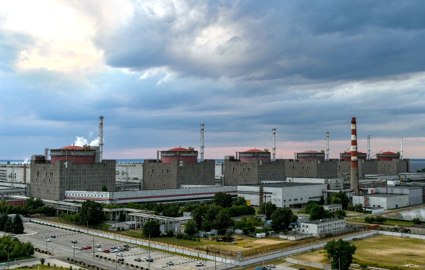 Guerre en Ukraine : La centrale de Zaporijjia, coupée du réseau électrique,  comporte-t-elle un risque nucléaire ?