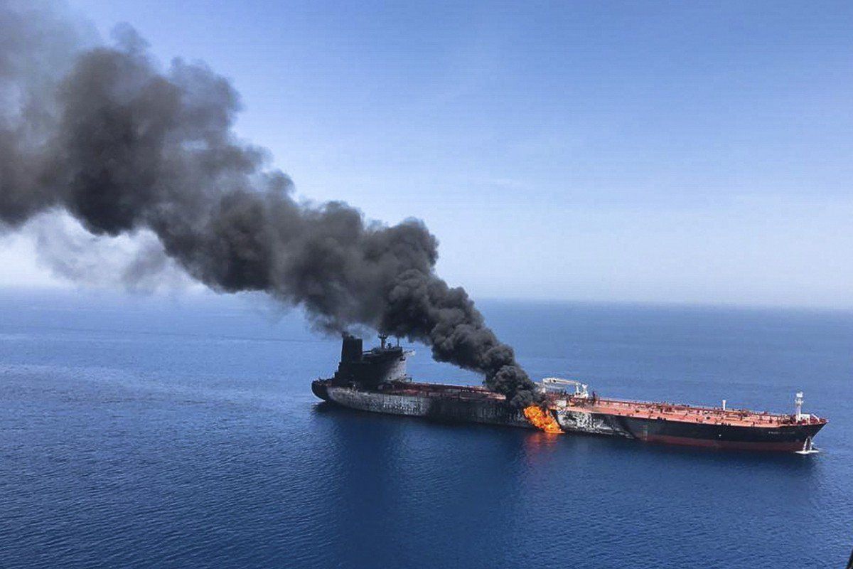 Deux pétroliers attaqués dans le Golfe d'Oman, des explosions à bord -  ActuNautique.com