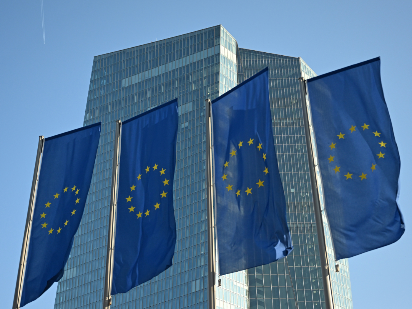La BCE devrait relever ses taux malgré une zone euro fragile - SWI  swissinfo.ch