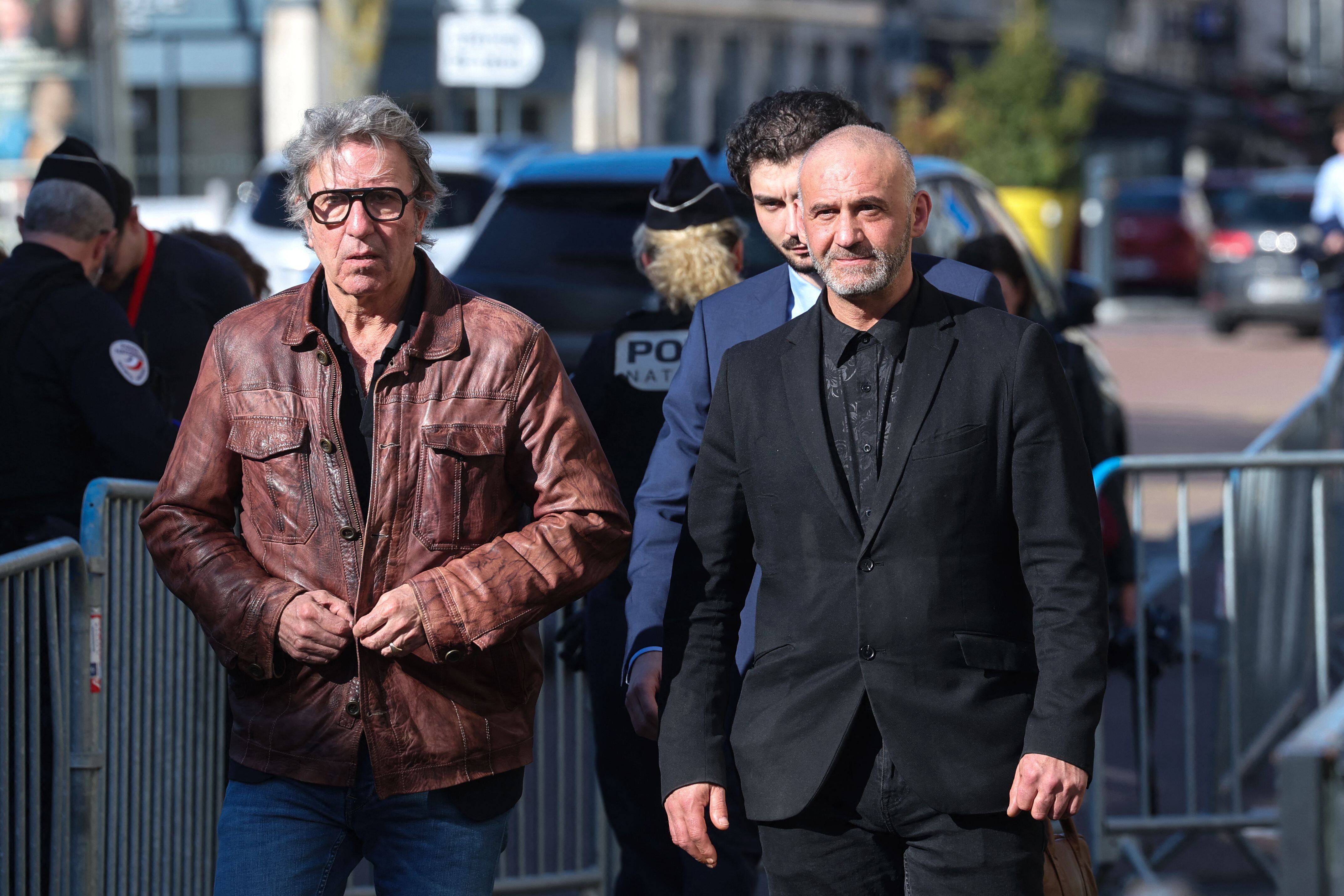 Affaire Elisa Pilarski : la procureure requiert l'euthanasie de Curtis et  quatre ans de prison avec sursis contre Christophe Ellul – Libération