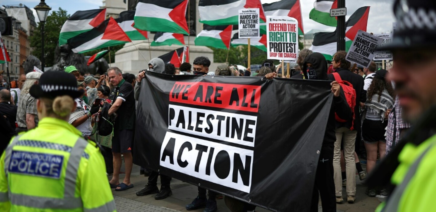 Londres interdit le groupe Palestine Action, l'ajoutant à sa liste des  organisations classées "terroristes" - l'Opinion