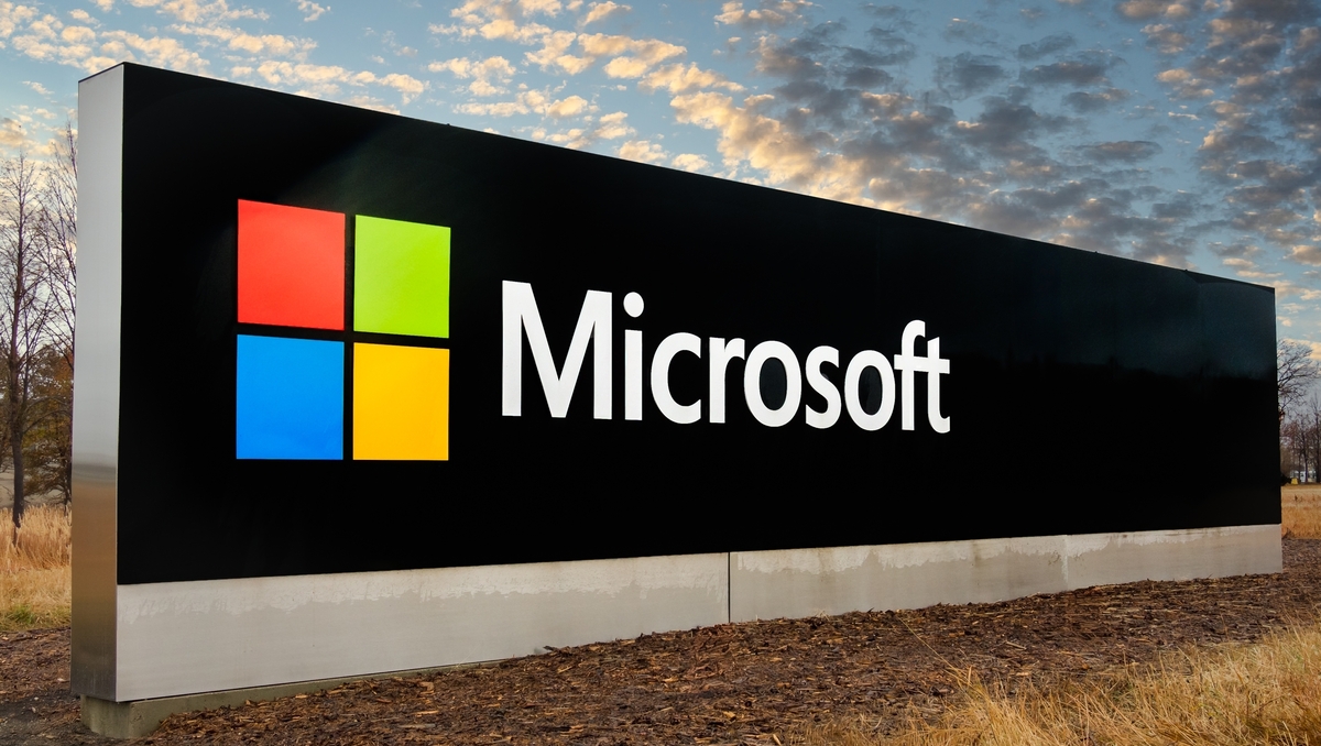 Un chercheur trouve des failles Windows pour prévenir Microsoft du danger,  l'entreprise l'attaque en justice - Les Numériques