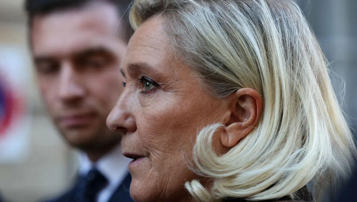 Soupçons de fraude autour d'une formation aux médias : "Nous sommes  totalement innocents", réagit Marine Le Pen sur ICI - ICI