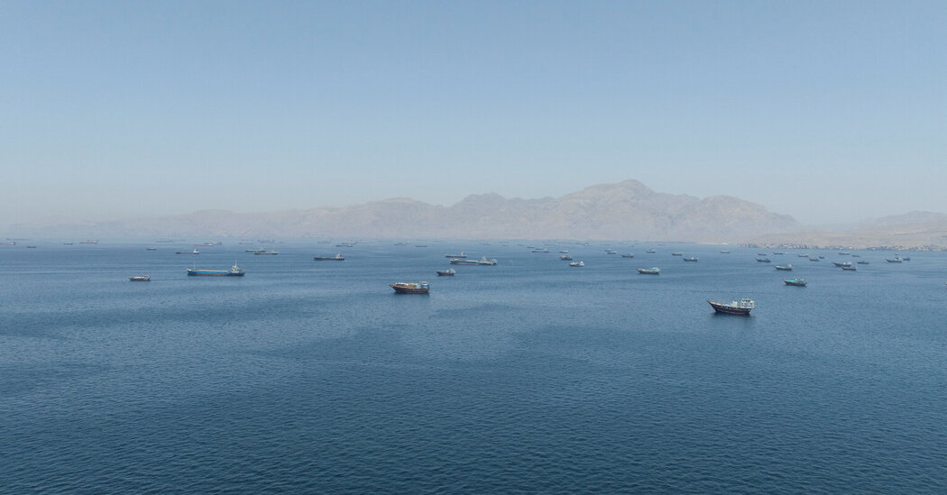 Even After a Strait of Hormuz Deal, Moving 1,500 Ships Won't Be Easy - The  New York Times