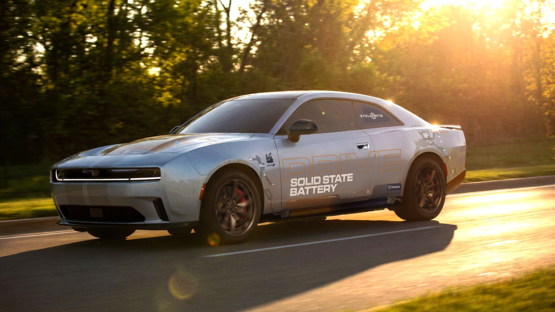 Batterie solide Stellantis : les essais sur route sont lancés avec une Dodge  Charger - Numerama