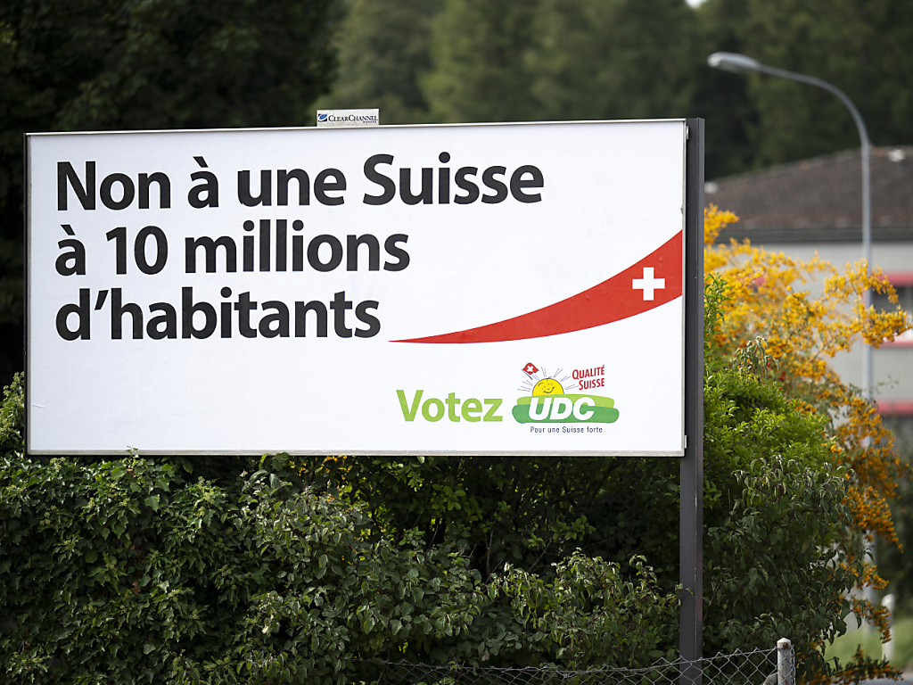 Le Conseil fédéral est contre l'initiative "Pas de Suisse à 10 millions" |  Radio Lac