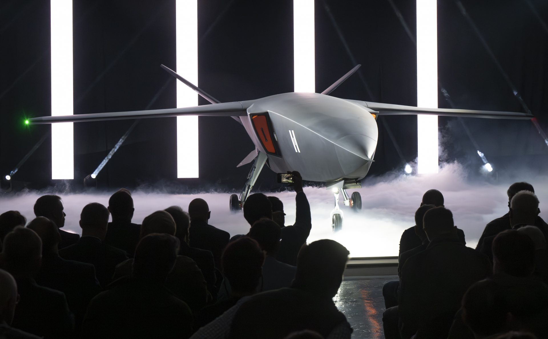 L'UE mise sur les drones et l'IA pour sa défense de nouvelle génération |  European Newsroom