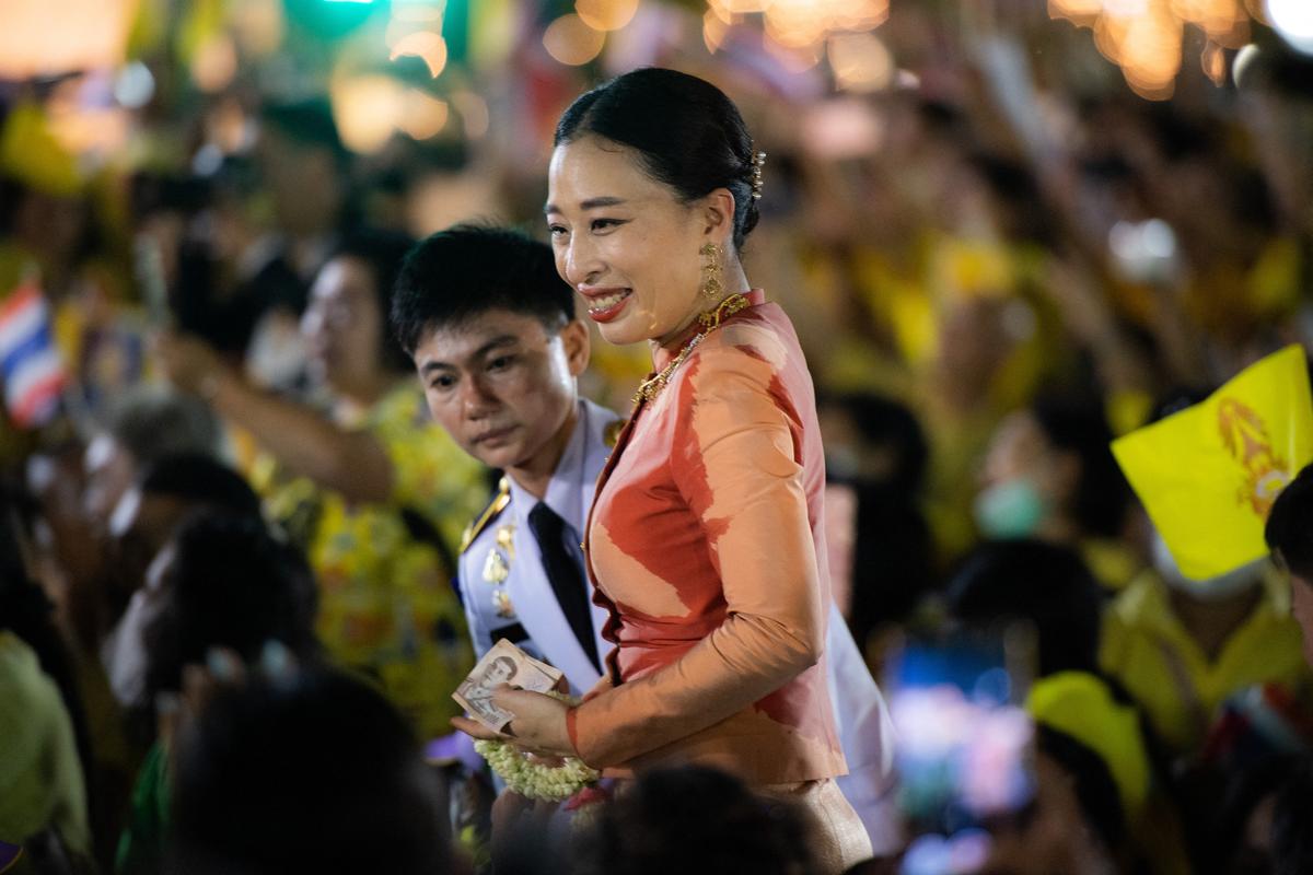 Thaïlande : la princesse Bajrakitiyabha, fille aînée du roi, meurt à 47 ans