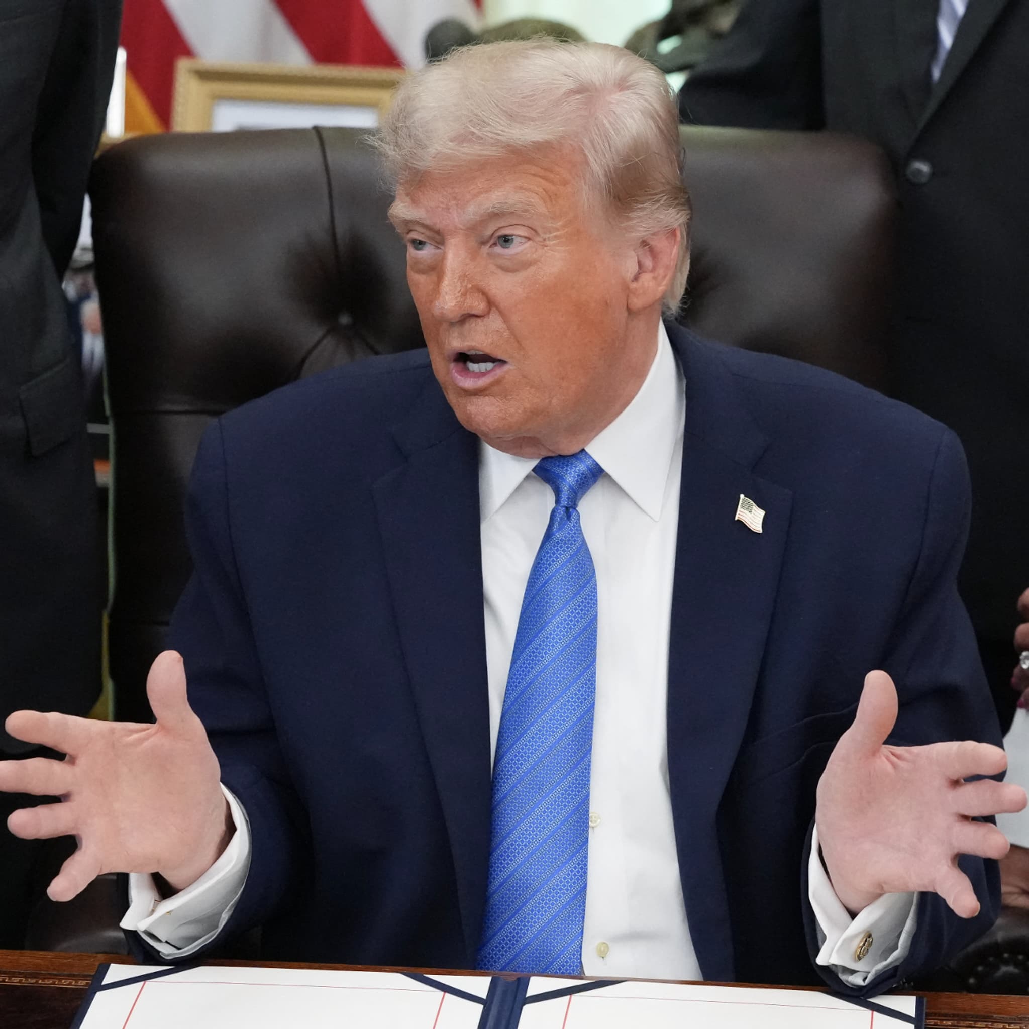 Donald Trump "annule" les frappes prévues ce soir sur l'Iran et évoque une  signature d'accord "peut-être en Europe" dans les prochains jours