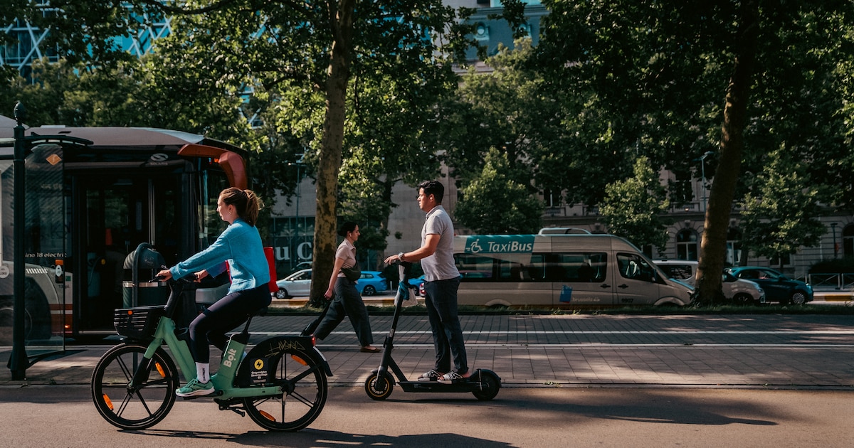 Solide virage à Bruxelles : les trottinettes électriques partagées seront  interdites dès le 1er janvier 2027 - L'Avenir