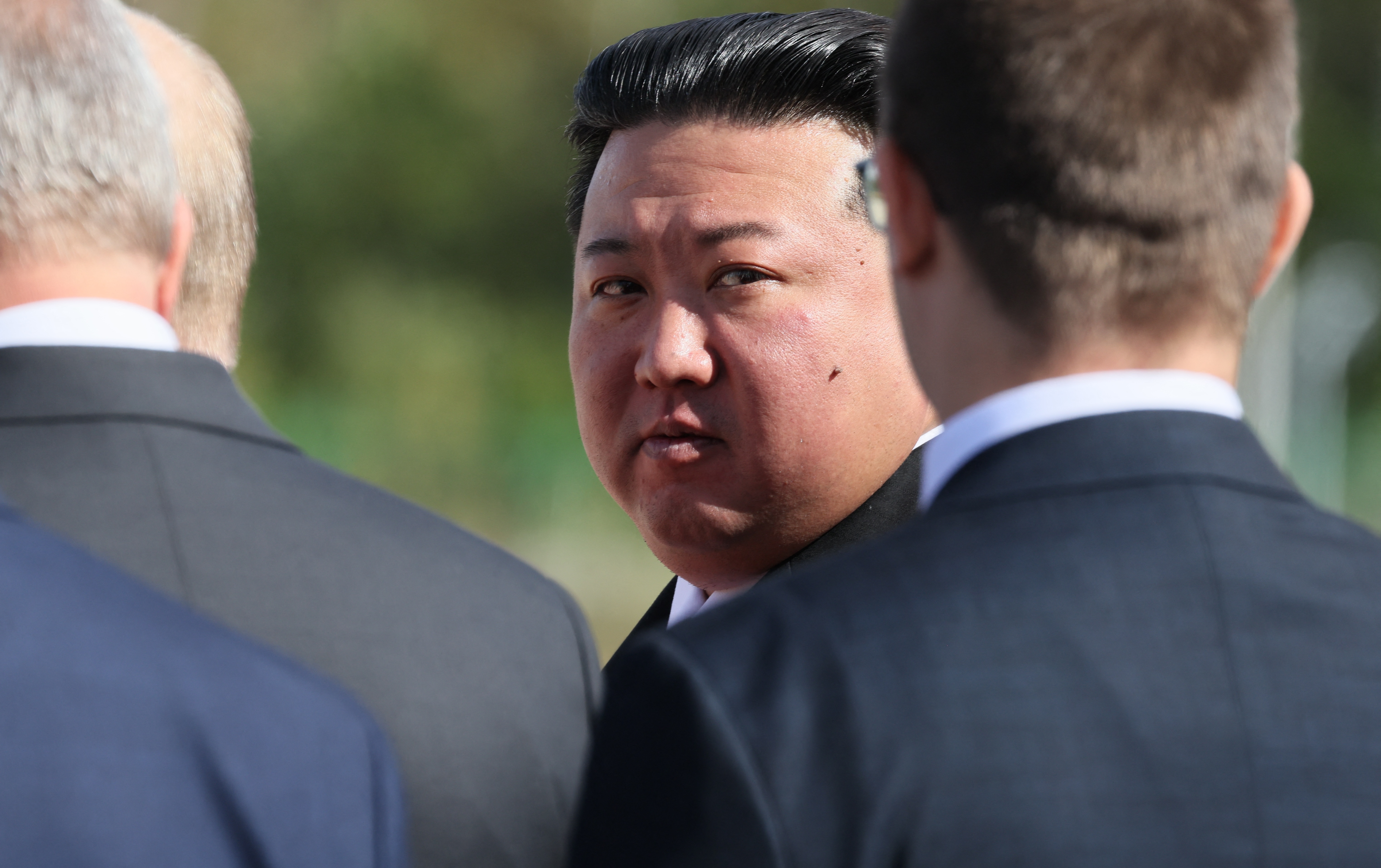 Comment la Corée du Nord vole des cryptomonnaies pour financer ses missiles  – L'Express