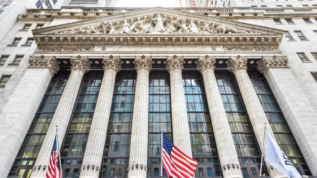 Wall Street proche des records portée par l'espoir iranien | Le Revenu