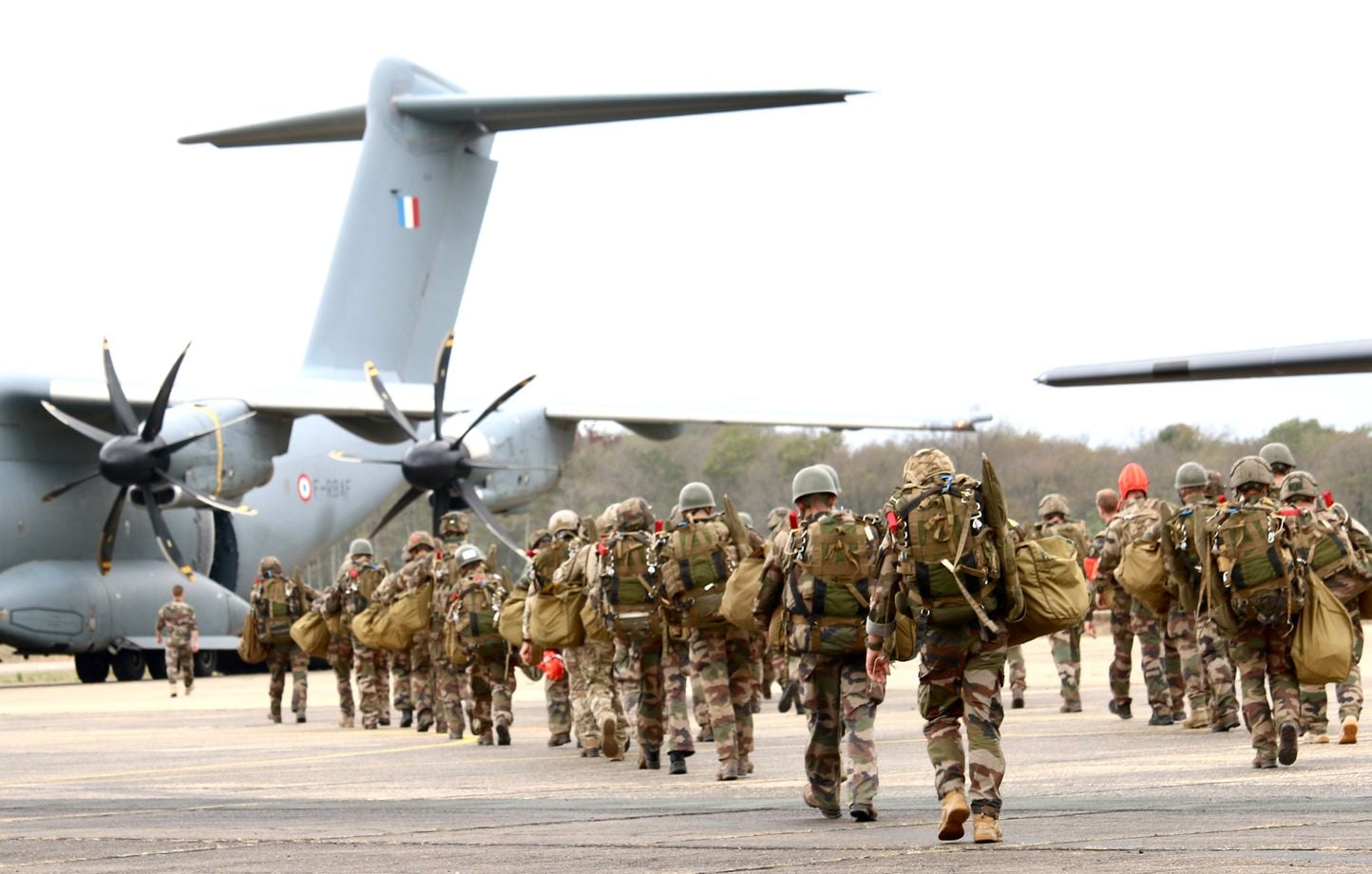 L'Europe a les moyens militaires de faire face à la Russie mais cela  suppose une autre cohérence stratégique »