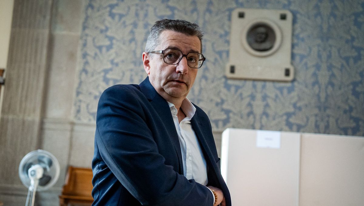 Cinq ans de prison dont trois ferme requis contre l'ancien maire de Saint-  Étienne Gaël Perdriau - ICI
