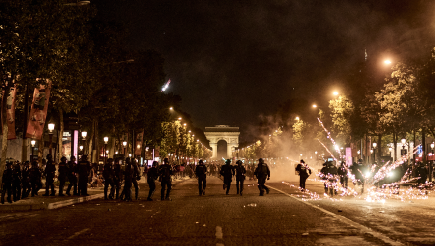 Coupe du monde 2026 : couvre-feu pour les mineurs, absence de fan zone...  après les violences liées à la victoire du PSG, des villes serrent la vis -  ladepeche.fr