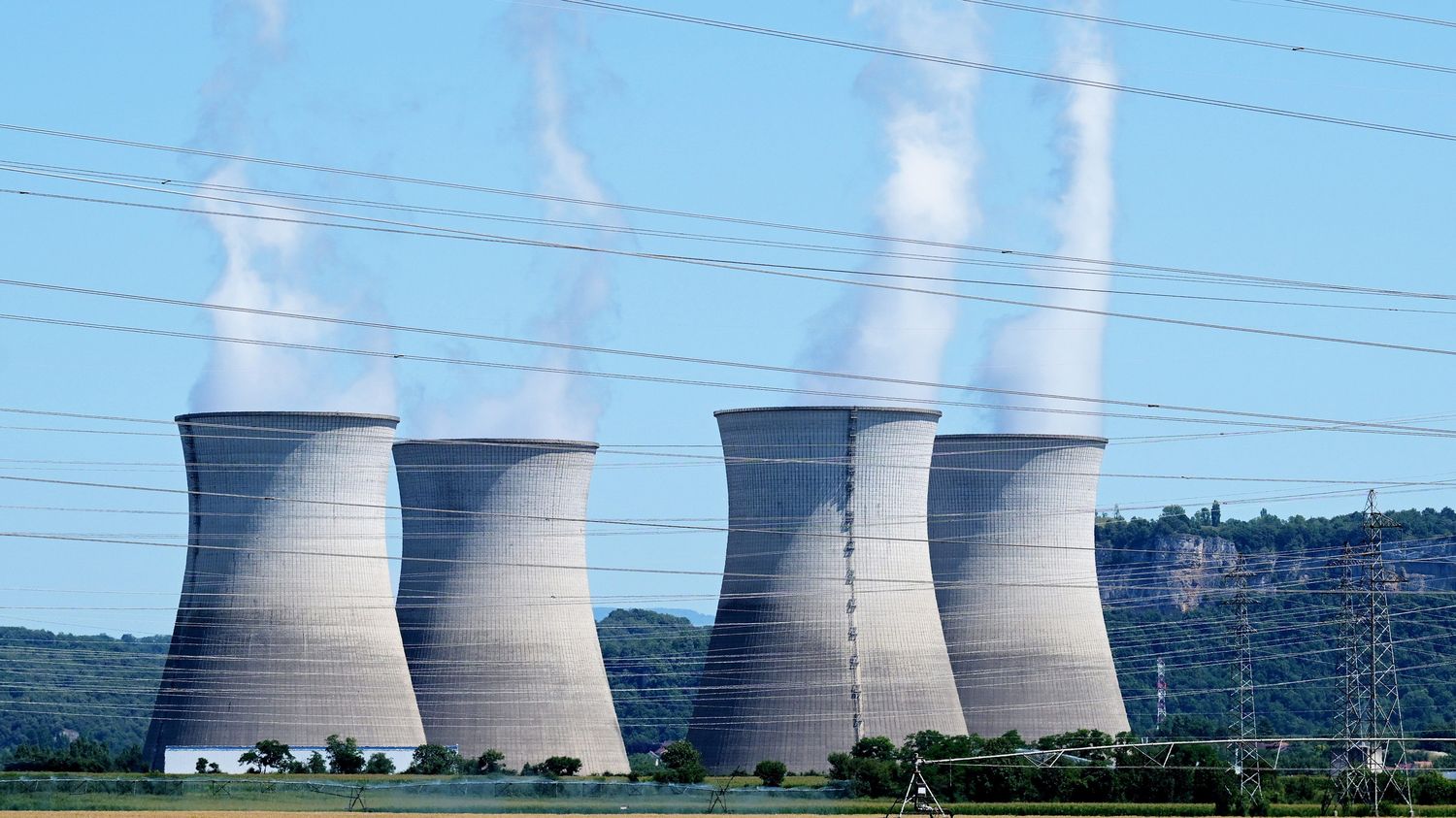 Canicule : EDF prévient de possibles baisses de production dans le parc  nucléaire à partir de mercredi – franceinfo