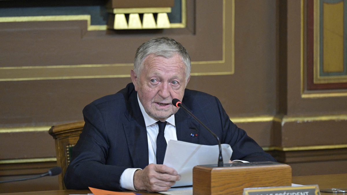 Nous n'allons pas nous retirer" : à Lyon, Jean-Michel Aulas refuse de se  mettre en retrait de la métropole après une plainte pour viol visant un de  ses proches conseillers - ladepeche.fr