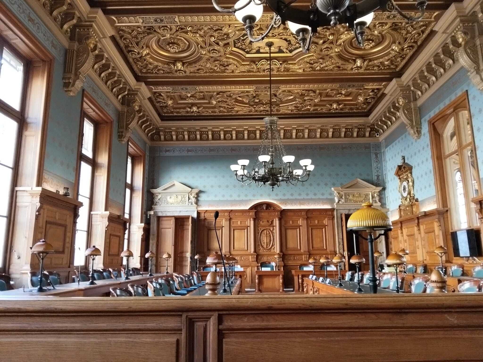 Affaire Nahel : la Cour de cassation rouvre la voie à un procès du policier  pour meurtre