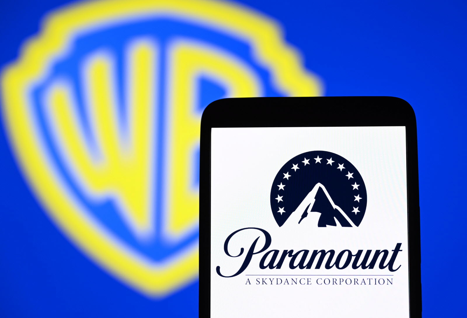 États-Unis. Le rachat de Warner Bros Discovery par Paramount validé par la  justice