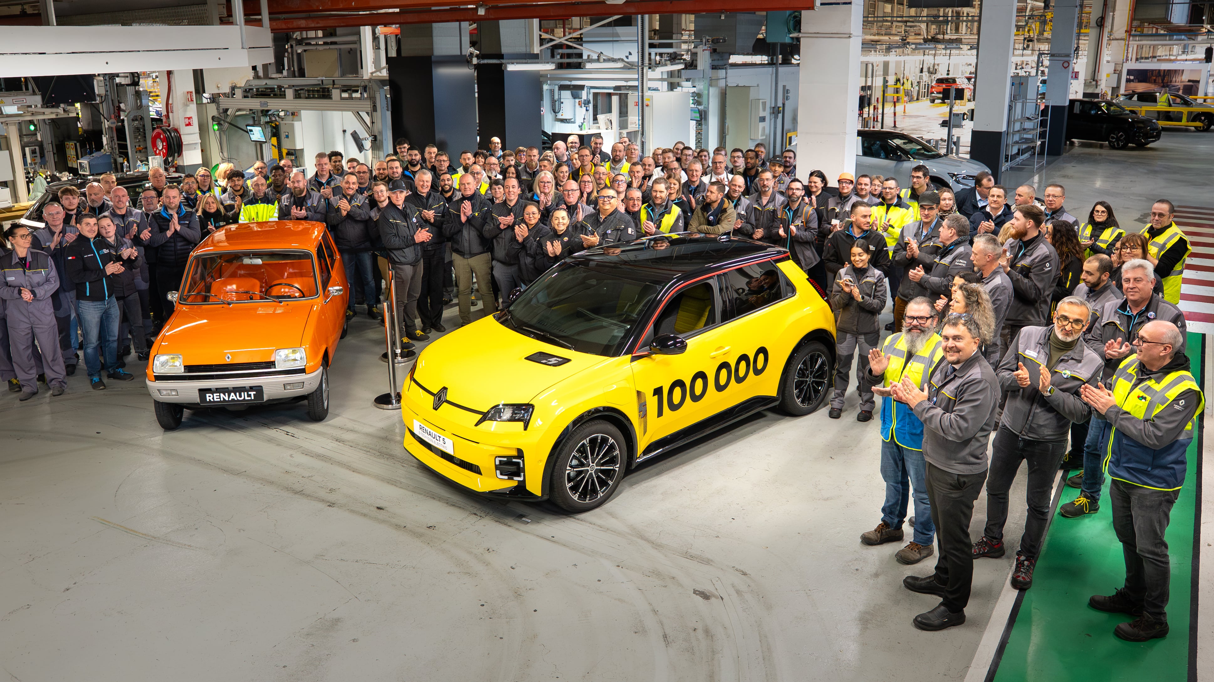 Renault : qui est "Calvin", ce robot qui vient d'arriver à l'usine de Douai  pour la R5 électrique — Frandroid