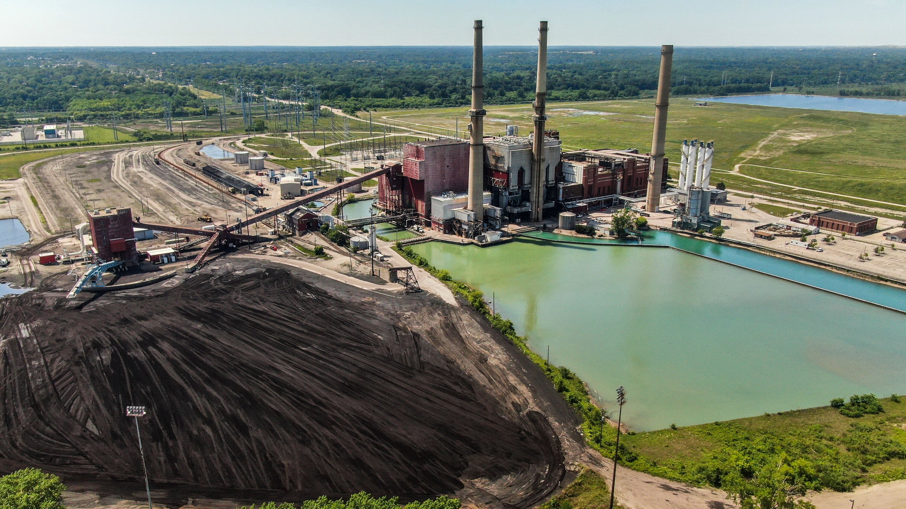 E.P.A. Moves to Weaken Water Pollution Rule for Coal Plants - The New York  Times
