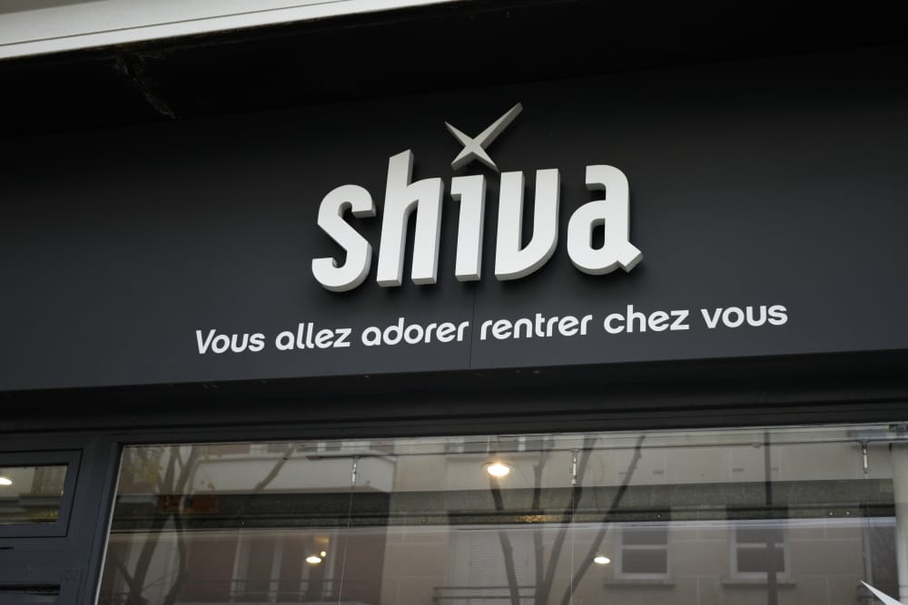 Accusations de travail dissimulé: l'enseigne de ménage Shiva visée par une  enquête à Paris