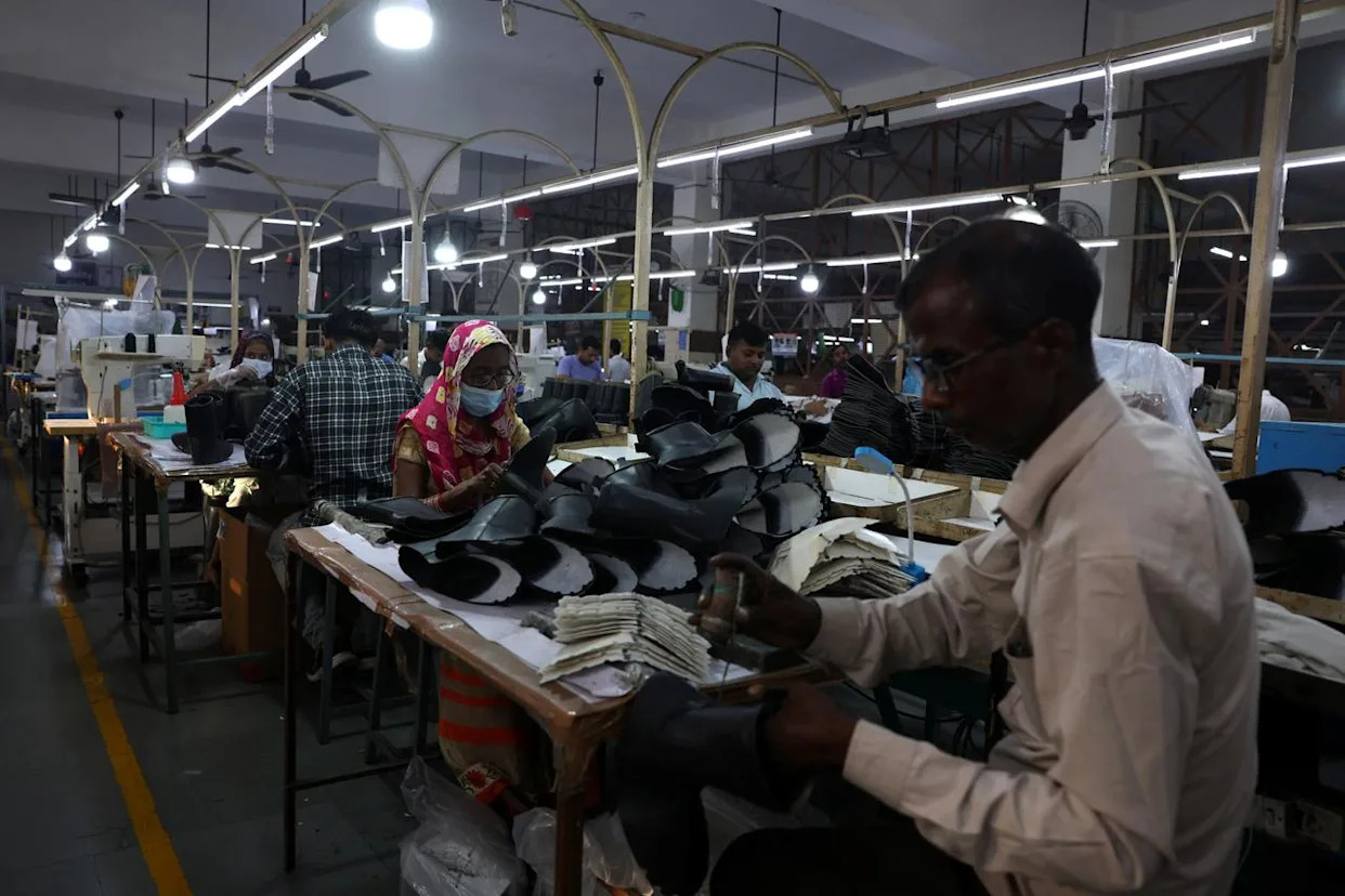 La canicule pèse sur la productivité des fournisseurs indiens des géants de  la confection - Yahoo Actualités France