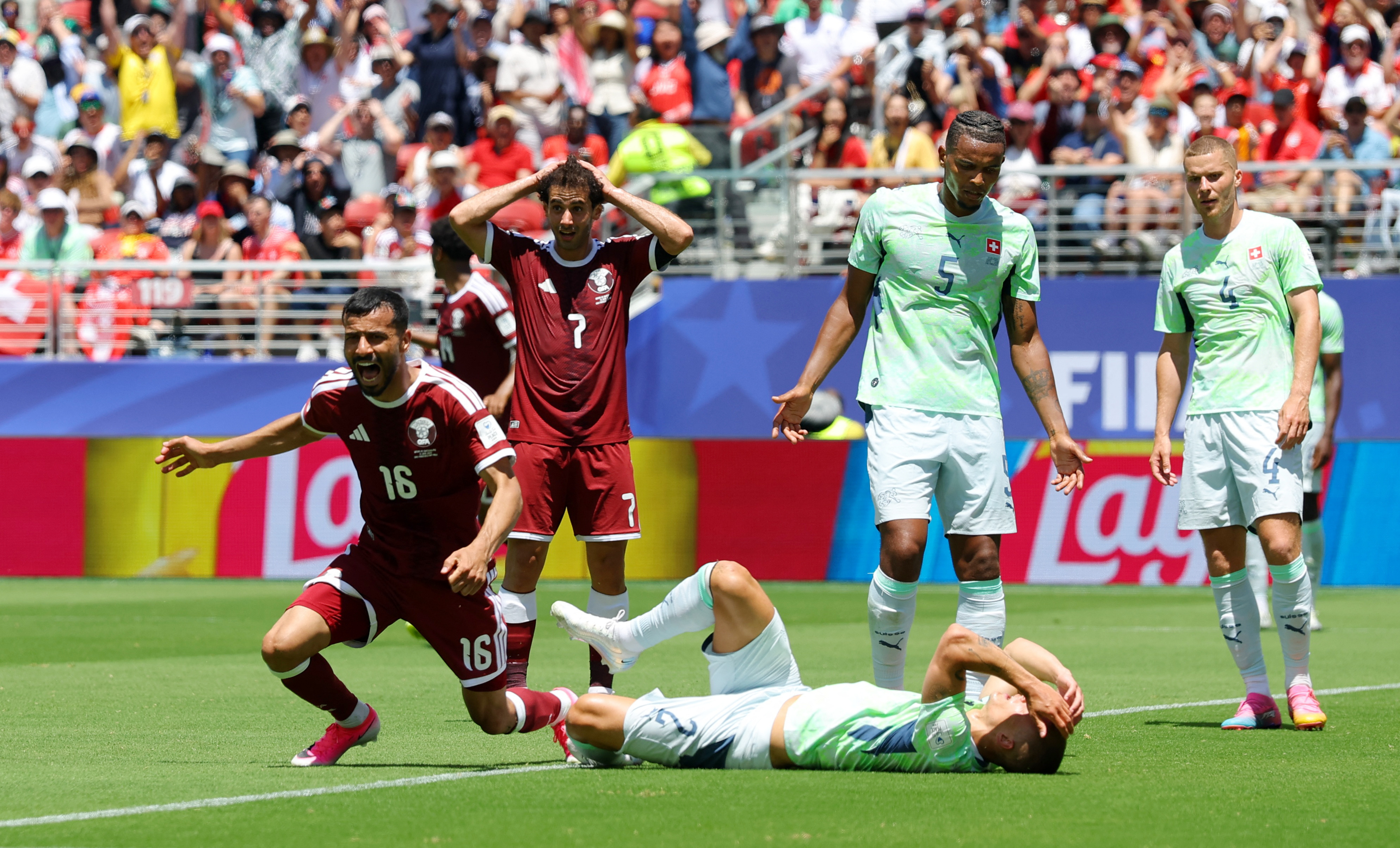 EN DIRECT - Coupe du monde, jour 3 : face à la Suisse, mieux vaut Qatar que  jamais – Libération