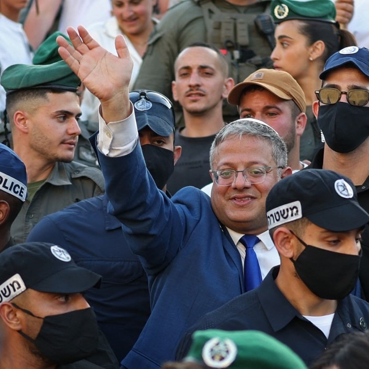 La France interdit l'accès à son territoire au ministre israélien Itamar  Ben Gvir après sa vidéo devant des militants de la "flottille pour Gaza" –  franceinfo