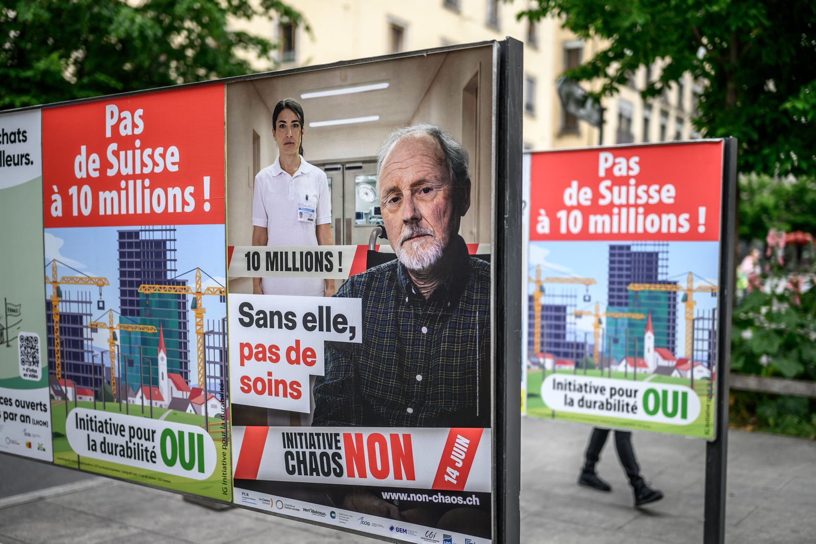 Un référendum suisse pour limiter la population du pays à 10 millions  d'habitants fait débat | Le Devoir