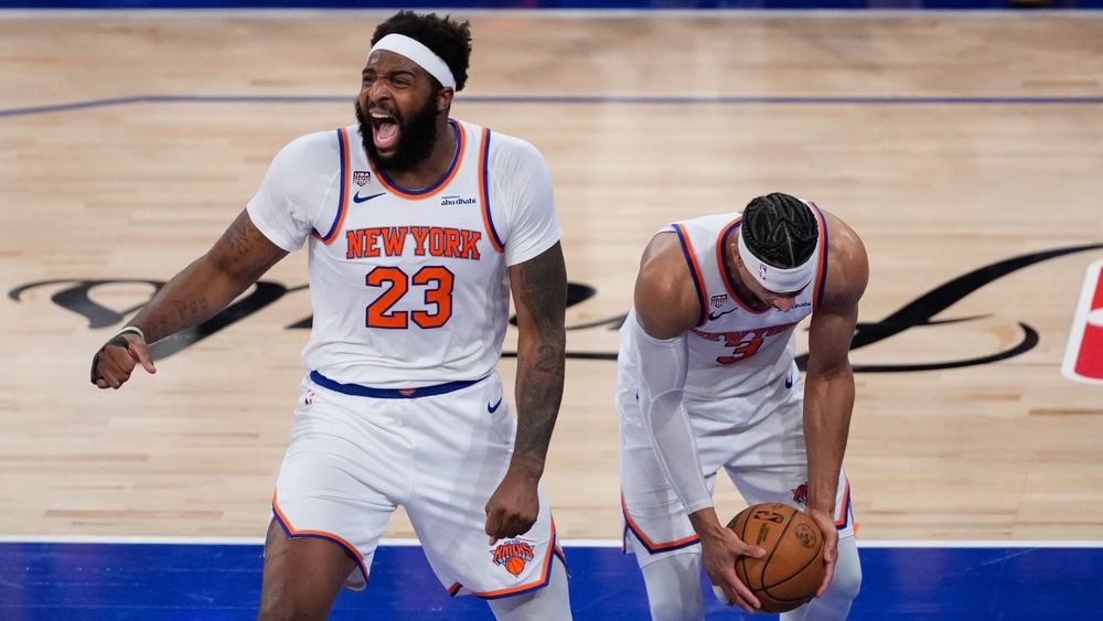 NBA Finals 2026: New York Knicks complete record rally over San Antonio  Spurs to win Game 4 - ABC7 New York