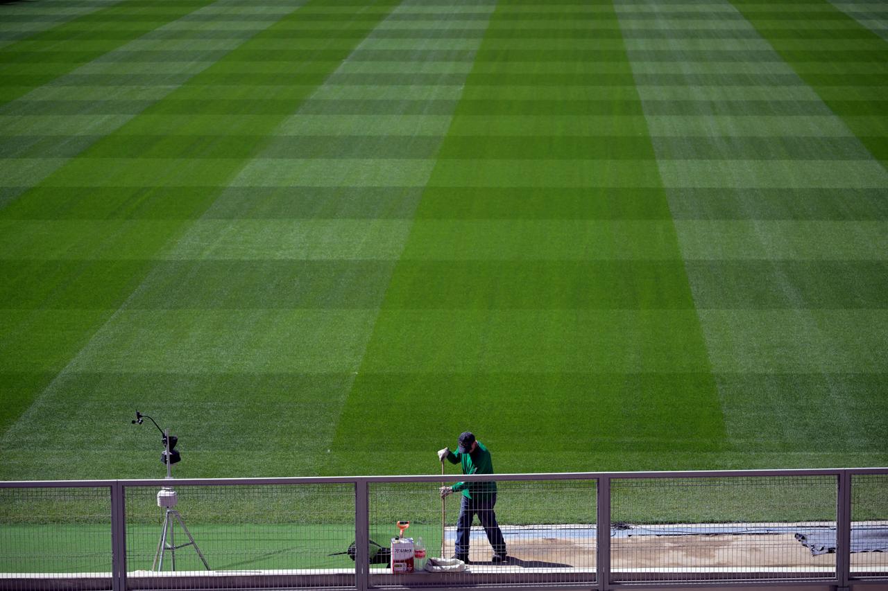 Dans les fermes à gazon du Mondial 2026 : “Ce n'est pas de l'herbe, c'est  bien plus complexe”